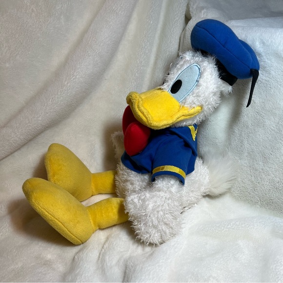 Donald duck plush Disney store 14” - Picture 6 of 10